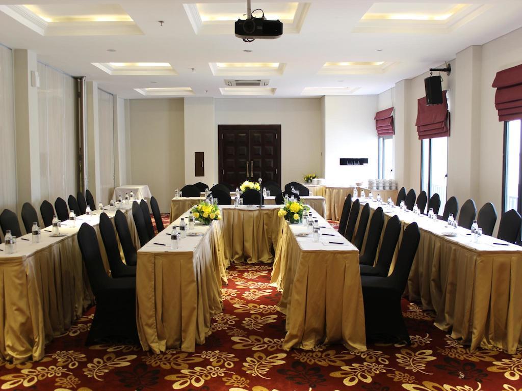 Sotis Hotel Jakarta Luaran gambar