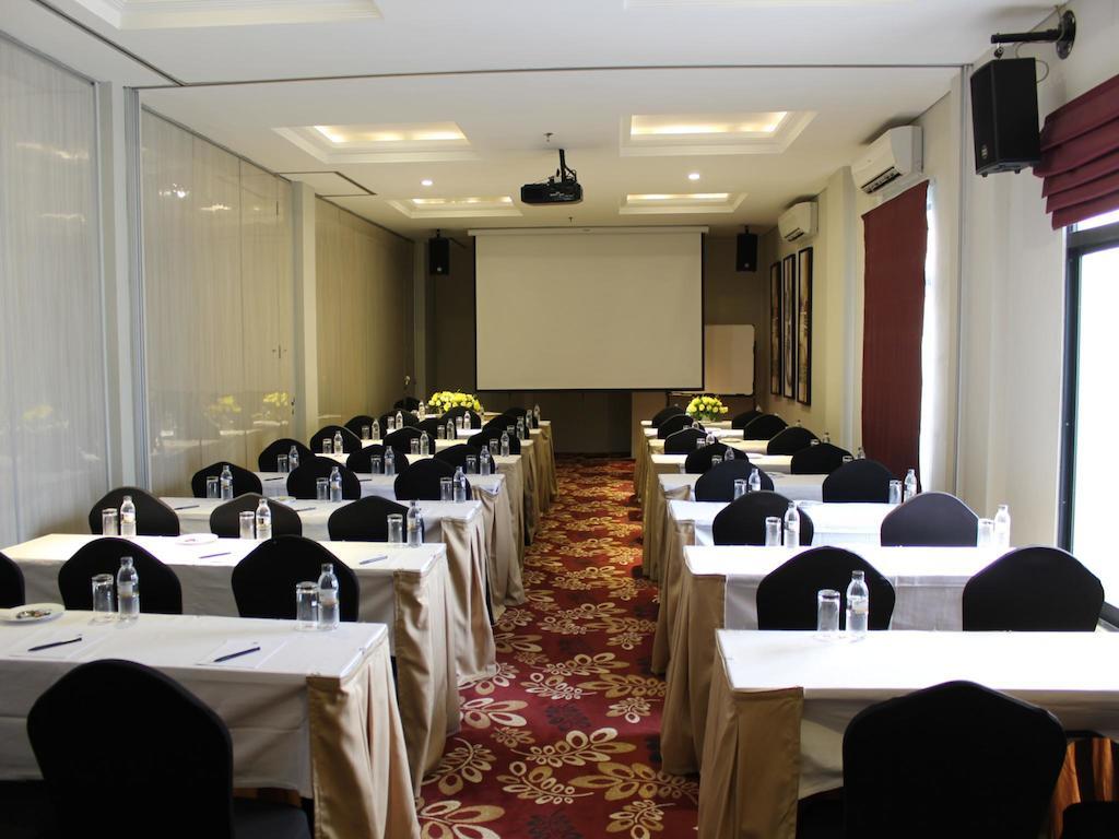 Sotis Hotel Jakarta Luaran gambar