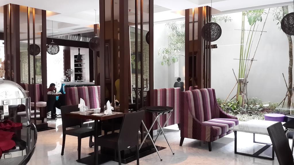 Sotis Hotel Jakarta Luaran gambar